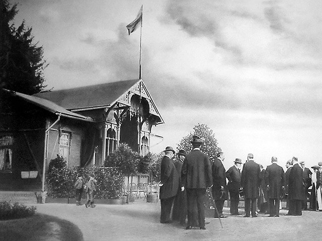 1905 - 21.08. 1905 slavnostní otevření Její Výsostí králem Edwardem VII.